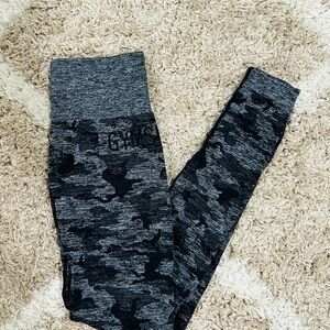 Gymshark Women’s Adapt Camo Leggings